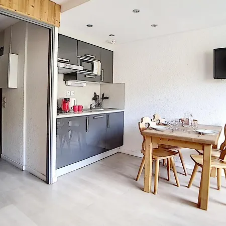 Renove Avec Balcon Et Proche Des Pistes - 3 Pers., Confort, Ideal Ski! - Fr-1-344-948 Apartment
